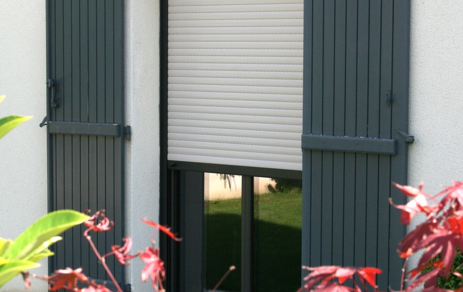 Volets battants roulants et occultants à DECIZE